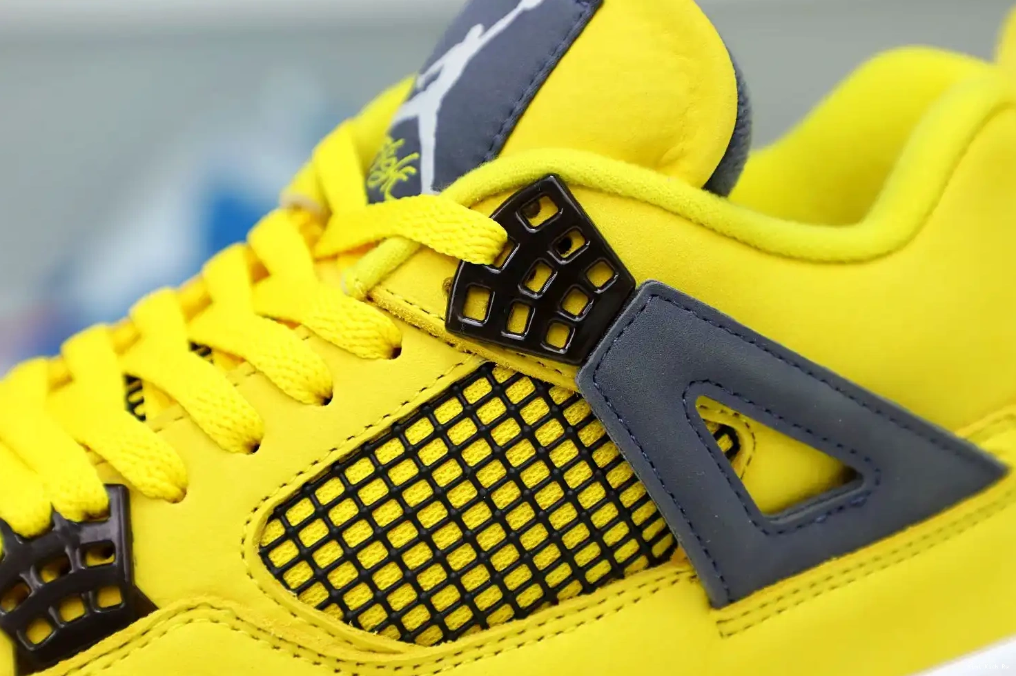 AIR RETRO 4 AIR Kimikick JORDAN 'LIGHTNING' JORDAN 2021 0817